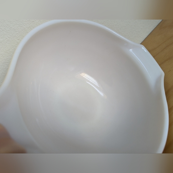 Set Of 2 Vintage Pyrex Cinderella Butterfly Gold And White Bowls #442 #441 - Picture 10 of 16